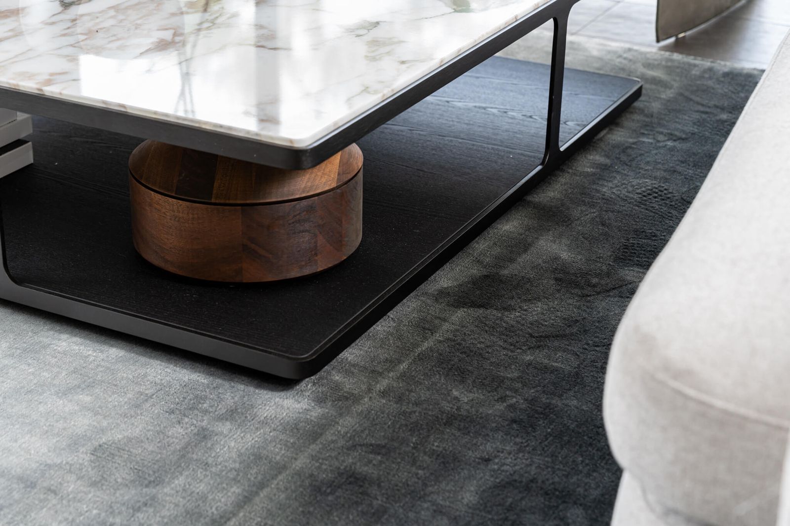 Poliform Журнальный столик Creek Square от Poliform — в интерьере