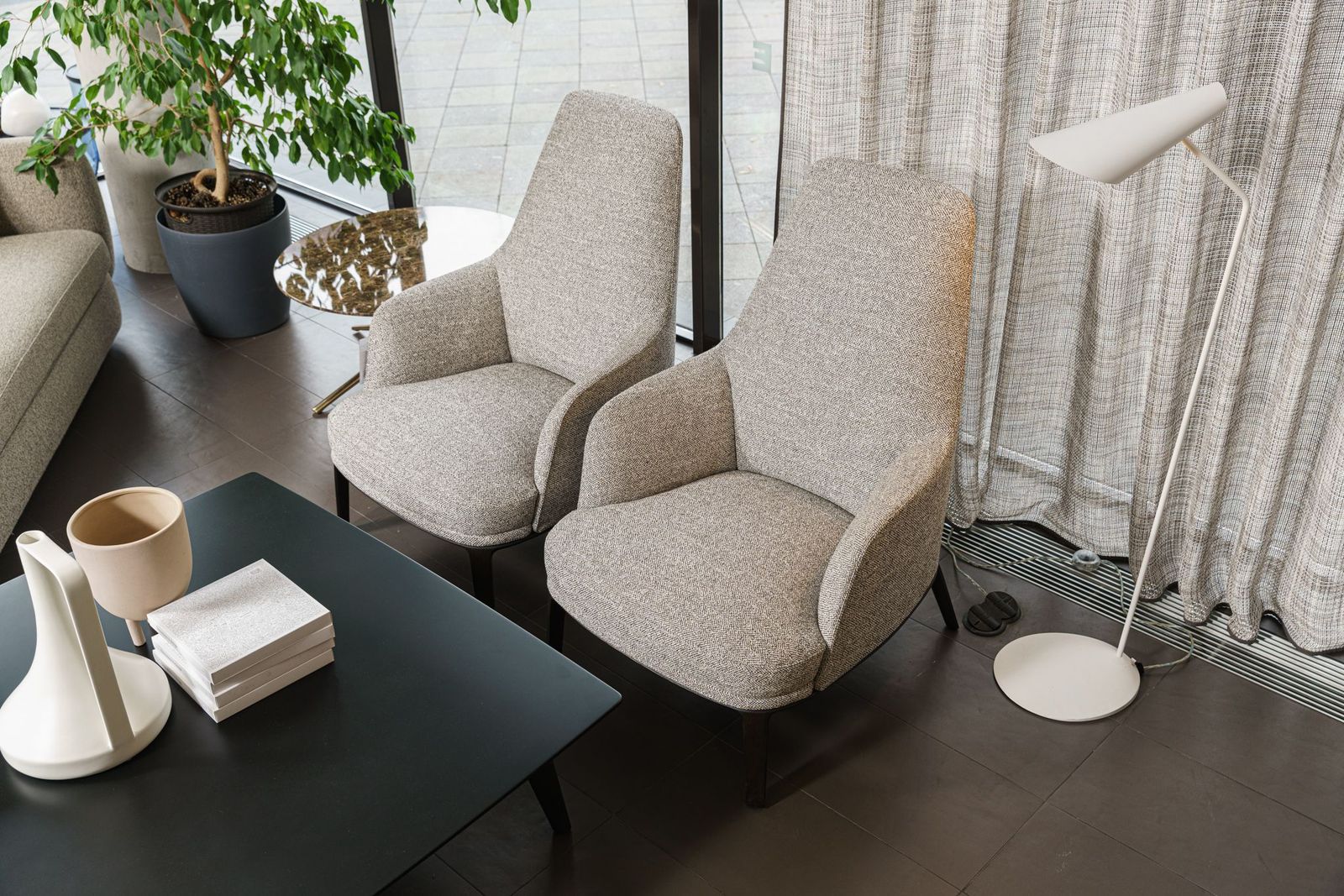 Poliform Кресло Jane Lounge от Poliform — в интерьере