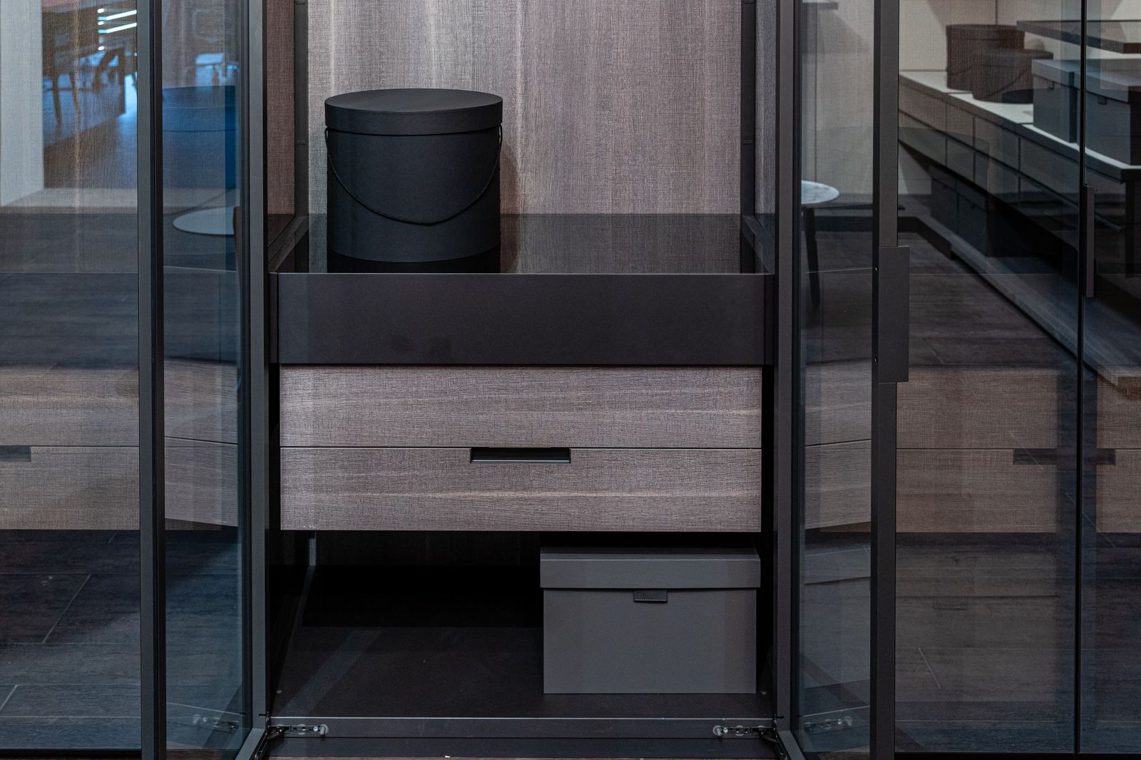 Poliform Шкаф Fitted от Poliform — в интерьере