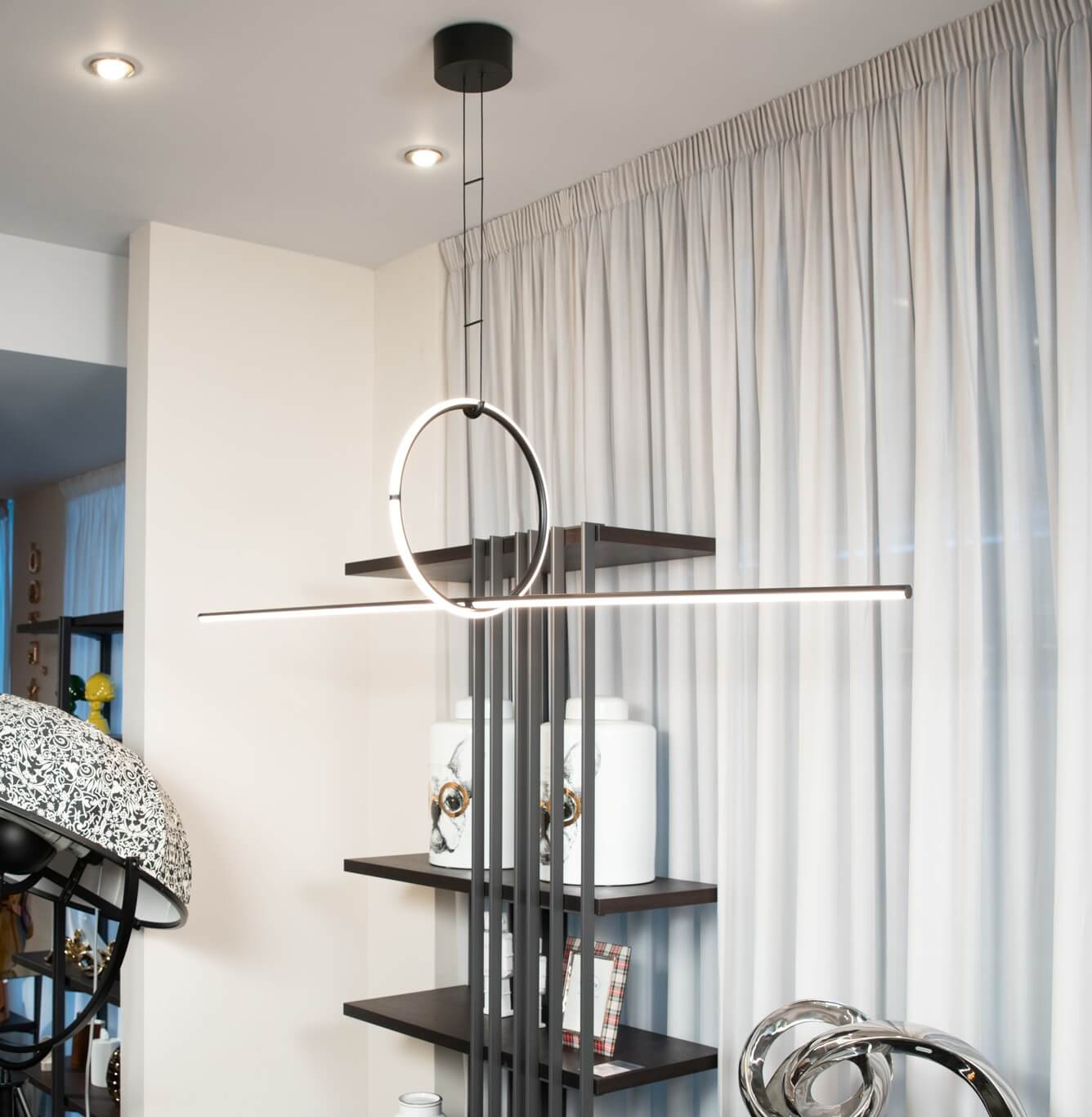 Flos Подвесной светильник Arrangements Line от Flos — в интерьере