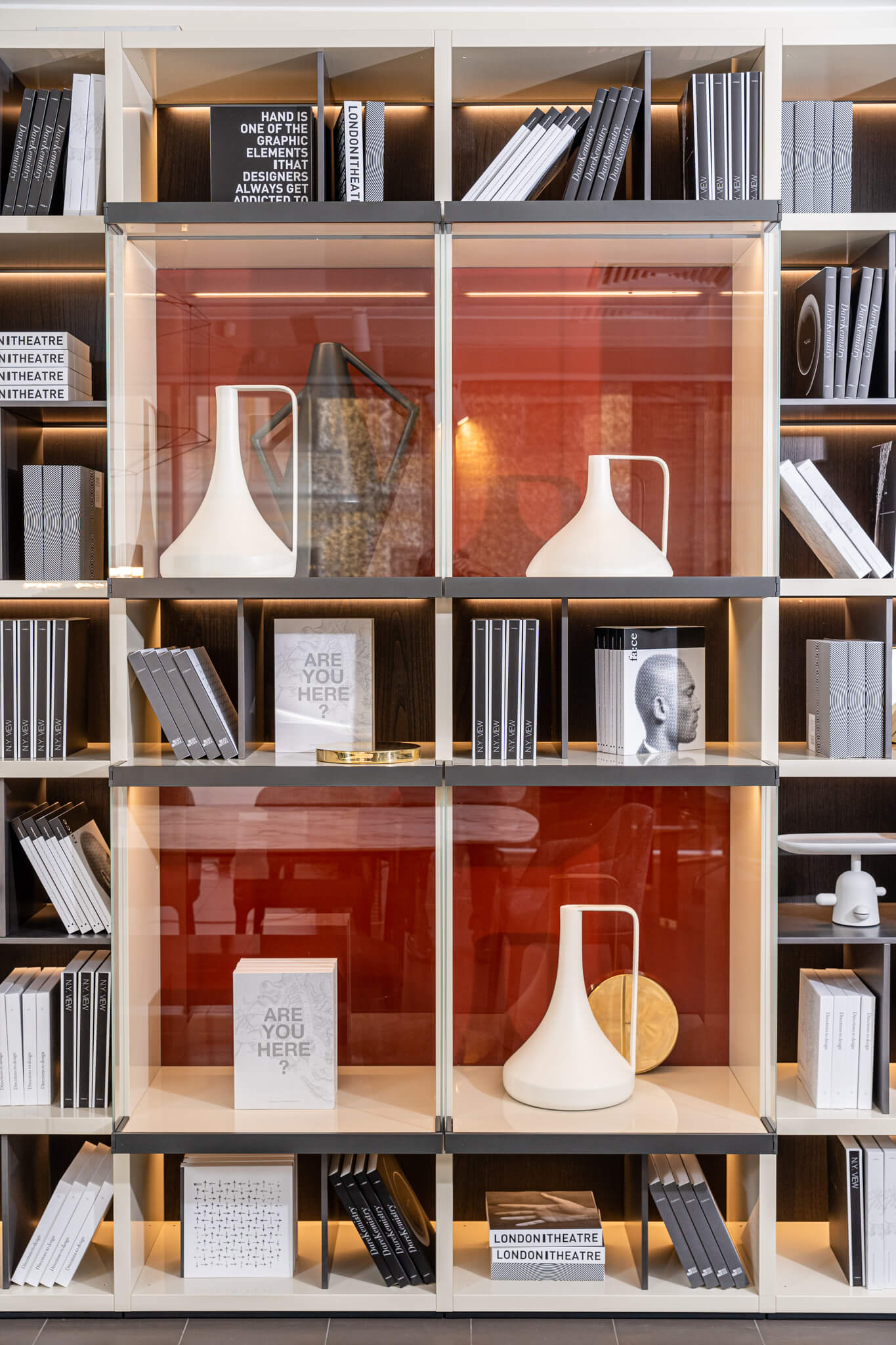 Poliform Стеллаж Wall System Ghost от Poliform — в интерьере