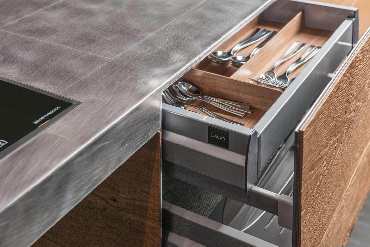 Lago Кухня 36e8 Steel Plus от Lago — в интерьере