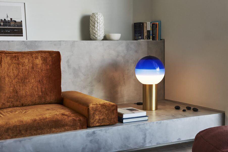 Marset Настольная лампа Dipping Light от Marset — в интерьере