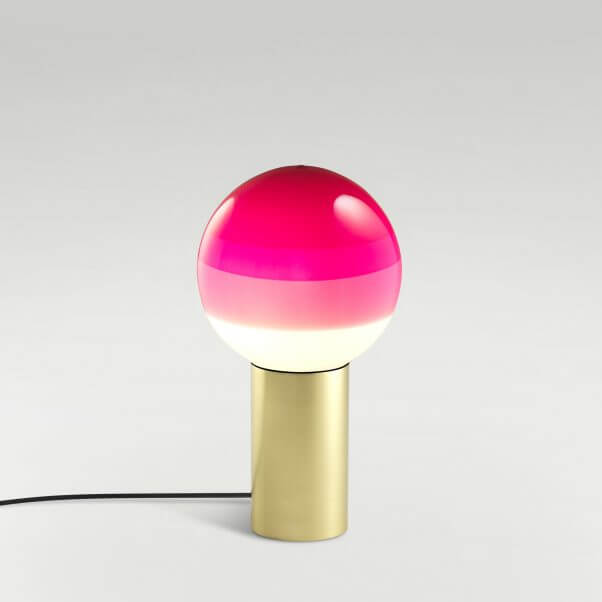 Marset Настольная лампа Dipping Light от Marset — в интерьере