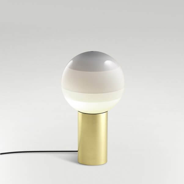 Marset Настольная лампа Dipping Light от Marset — в интерьере