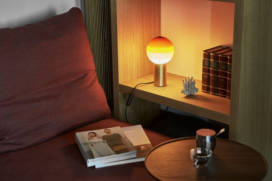 Marset Настольная лампа Dipping Light от Marset — в интерьере