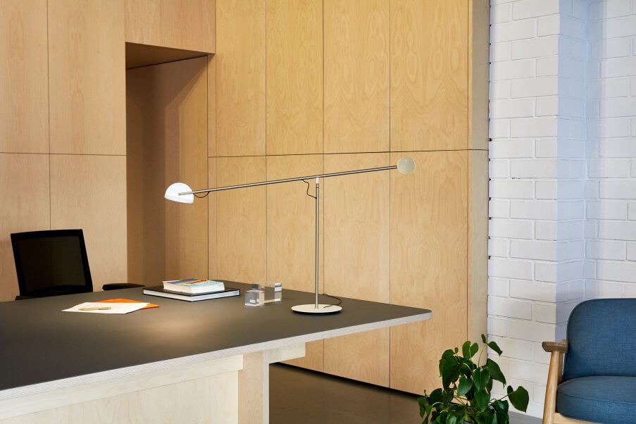 Marset Настольная лампа Copernica от Marset — в интерьере