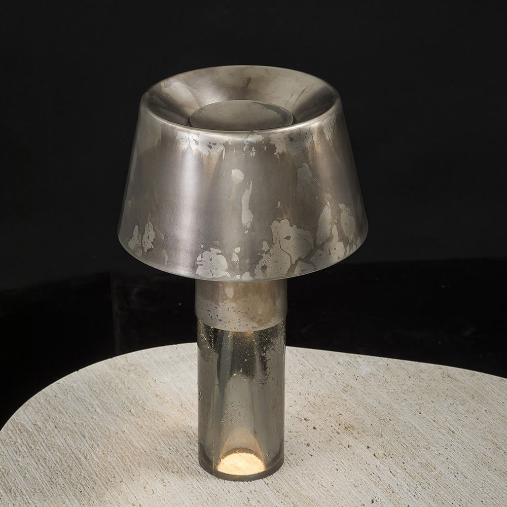 Henge Настольная лампа Ghost Lamp Table от Henge — в интерьере