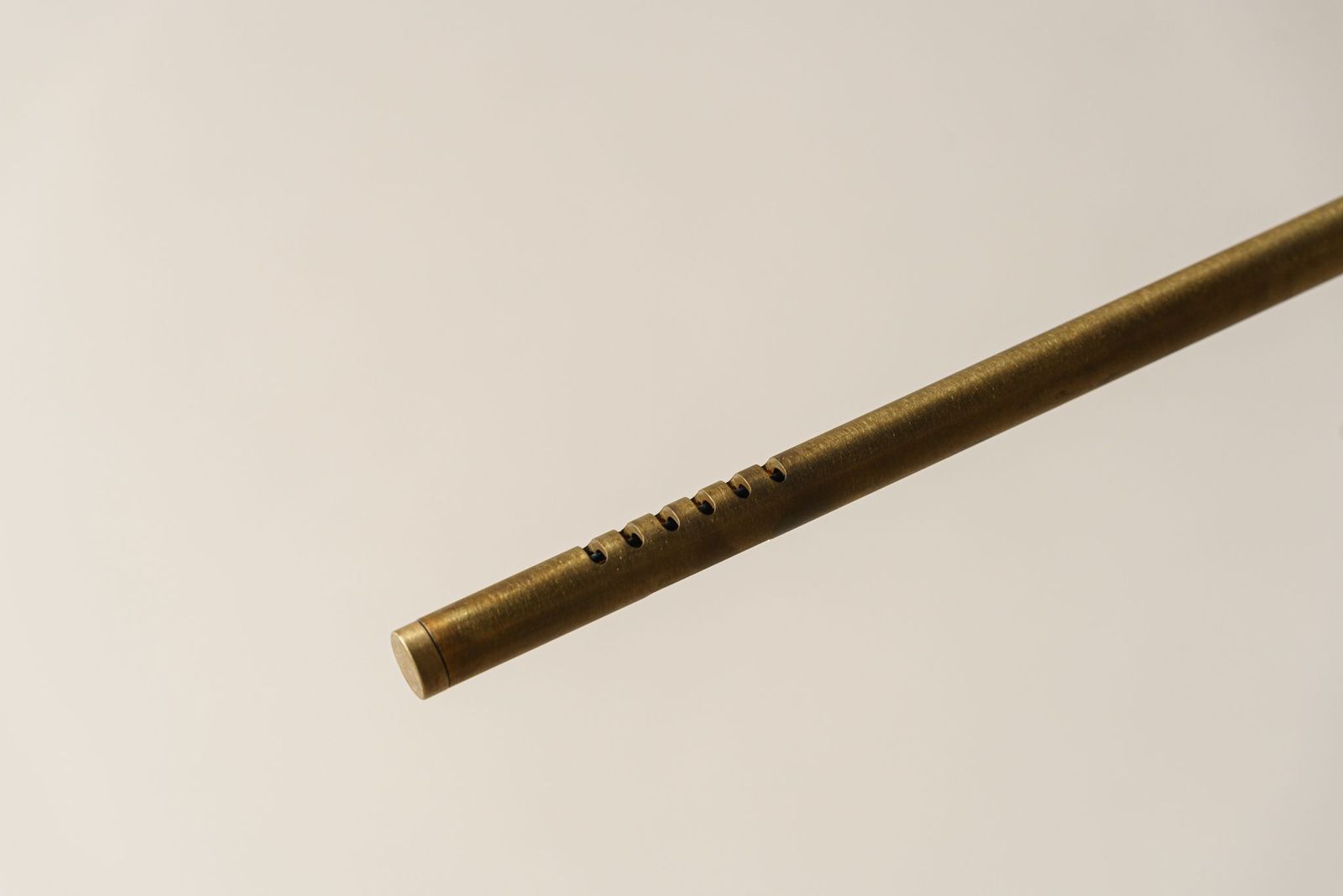 Henge Торшер Pipe Light-L от Henge — в интерьере
