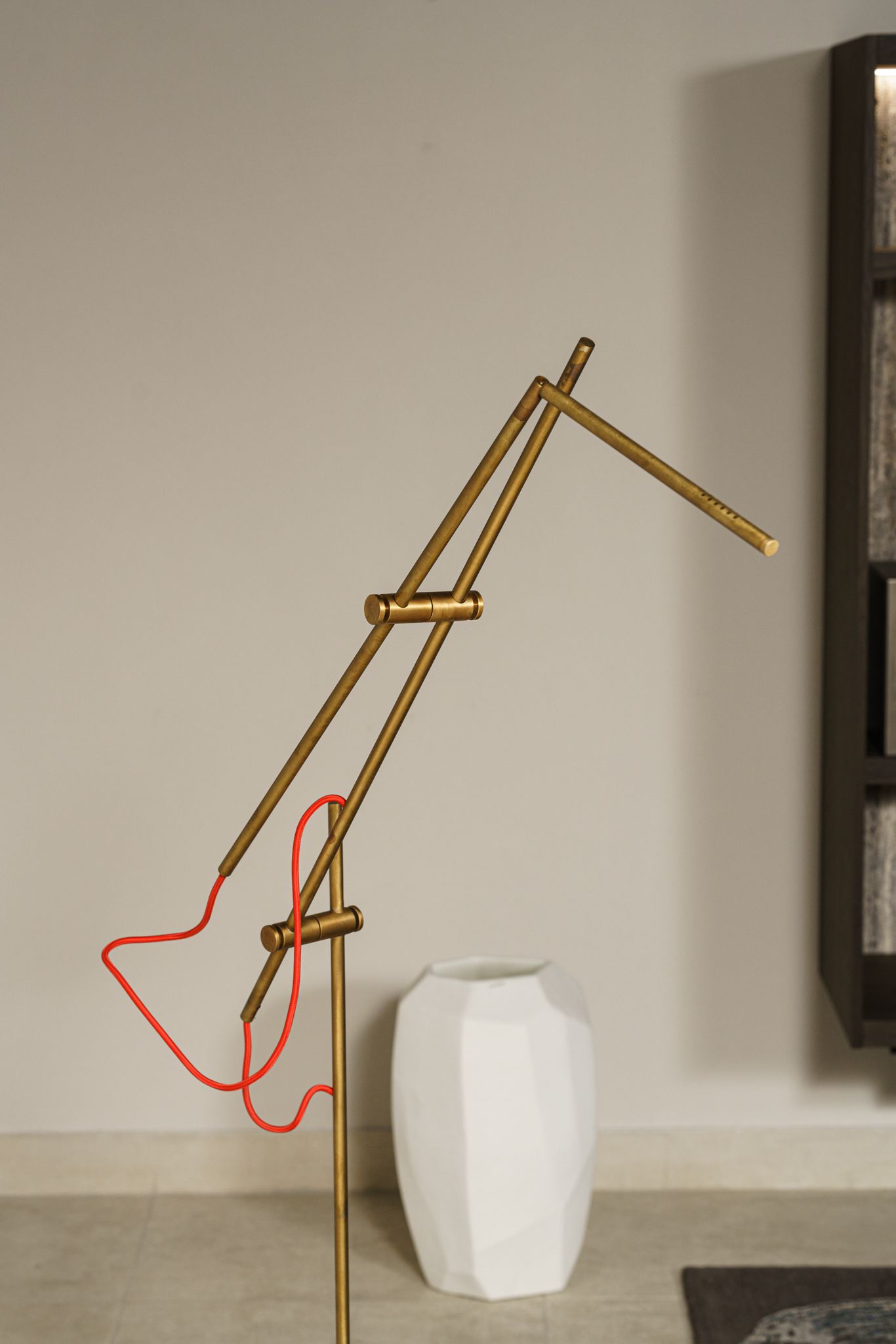 Henge Торшер Pipe Light-L от Henge — в интерьере