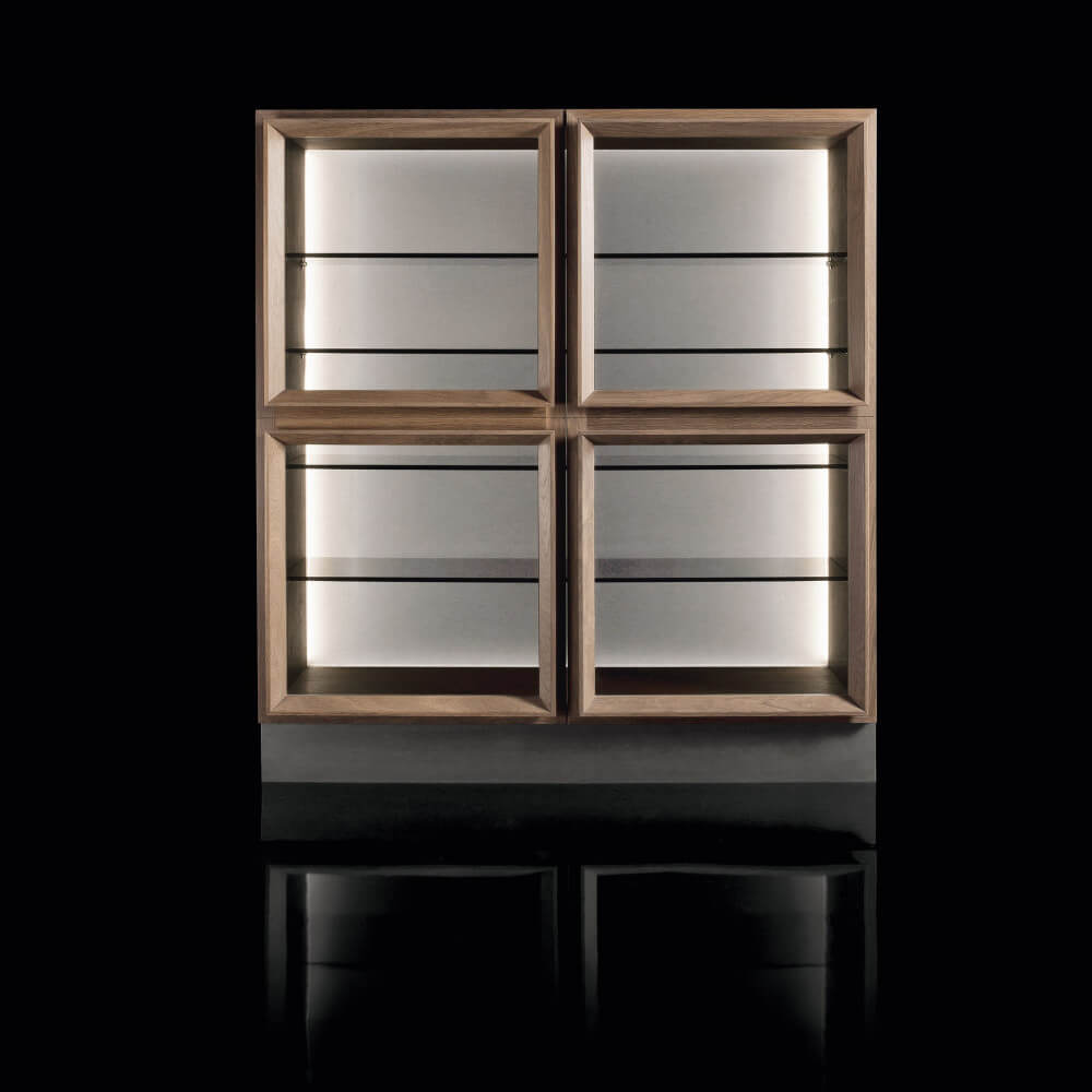 Henge Витрина SQ Case от Henge — в интерьере