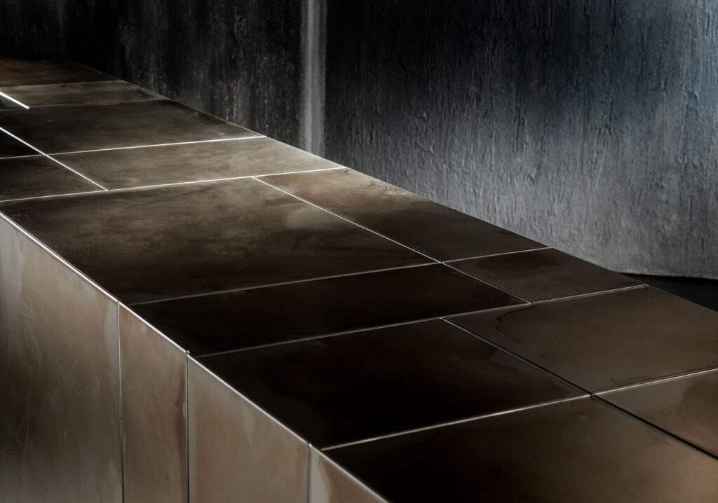 Henge Комод Slim Side High от Henge