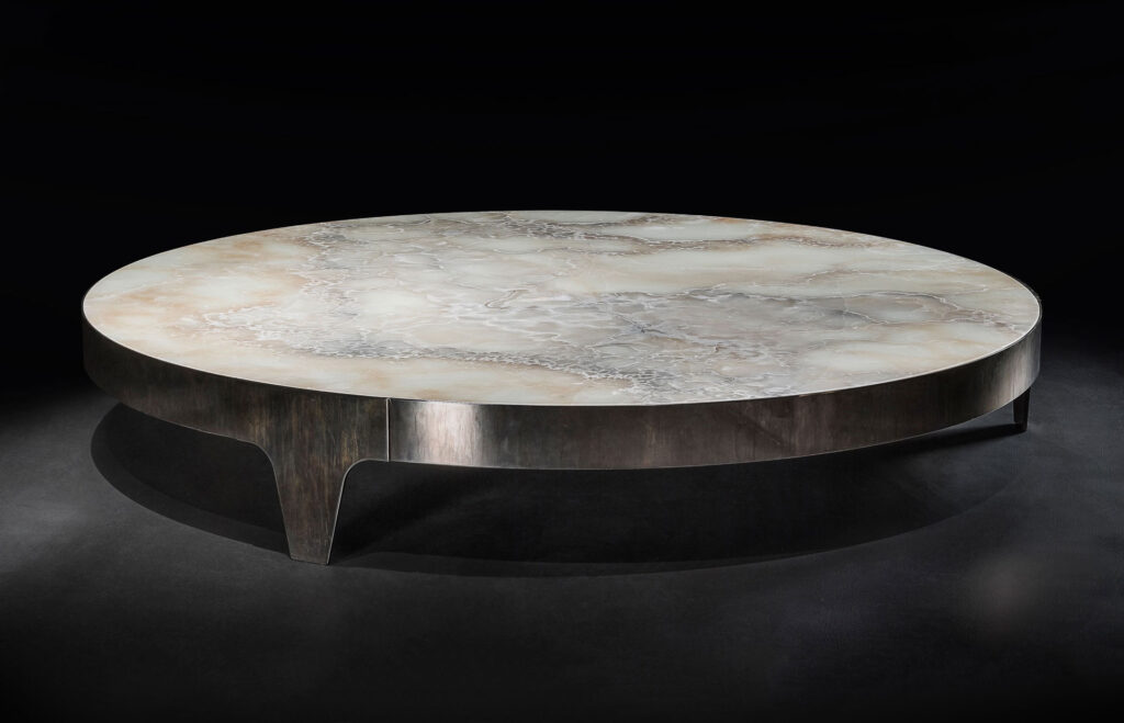 Henge Журнальный столик SR – Table от Henge — в интерьере