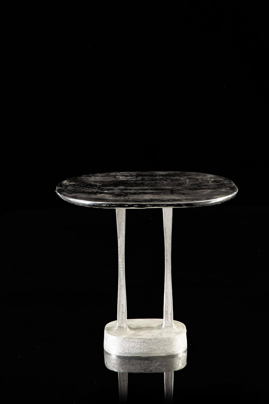 Henge Журнальный столик Mushroom от Henge — в интерьере