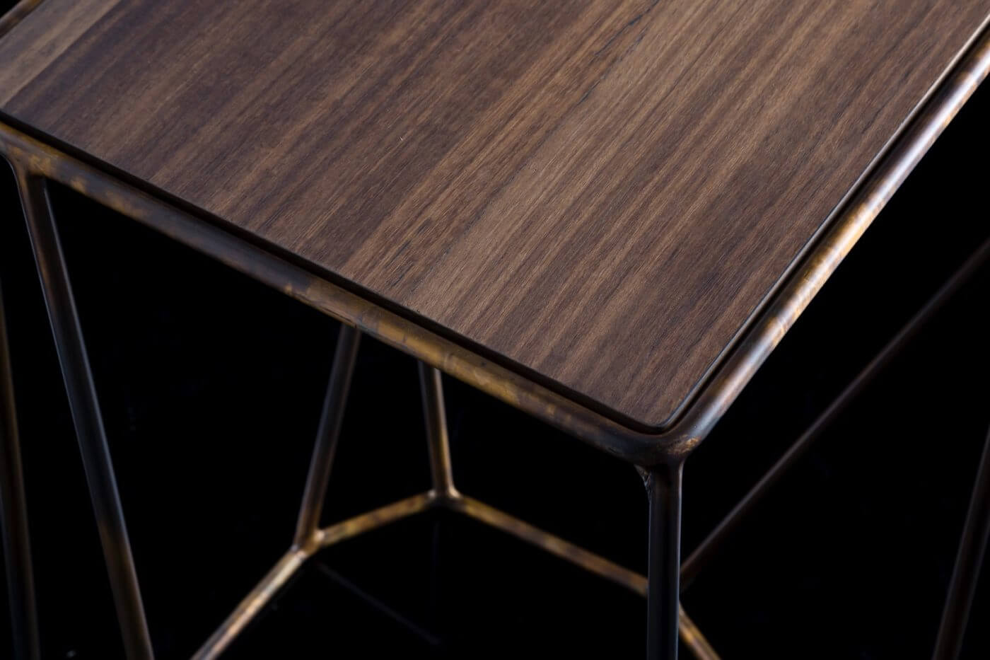 Henge Журнальный столик W-Table от Henge — в интерьере