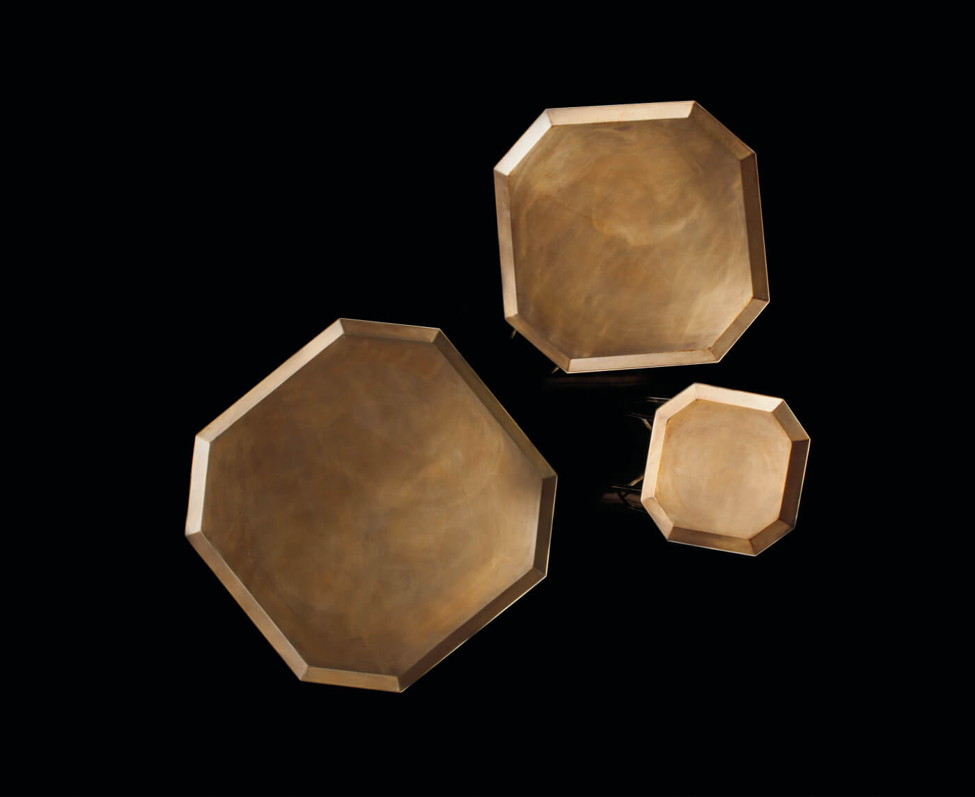 Henge Журнальный столик Octagon от Henge — в интерьере