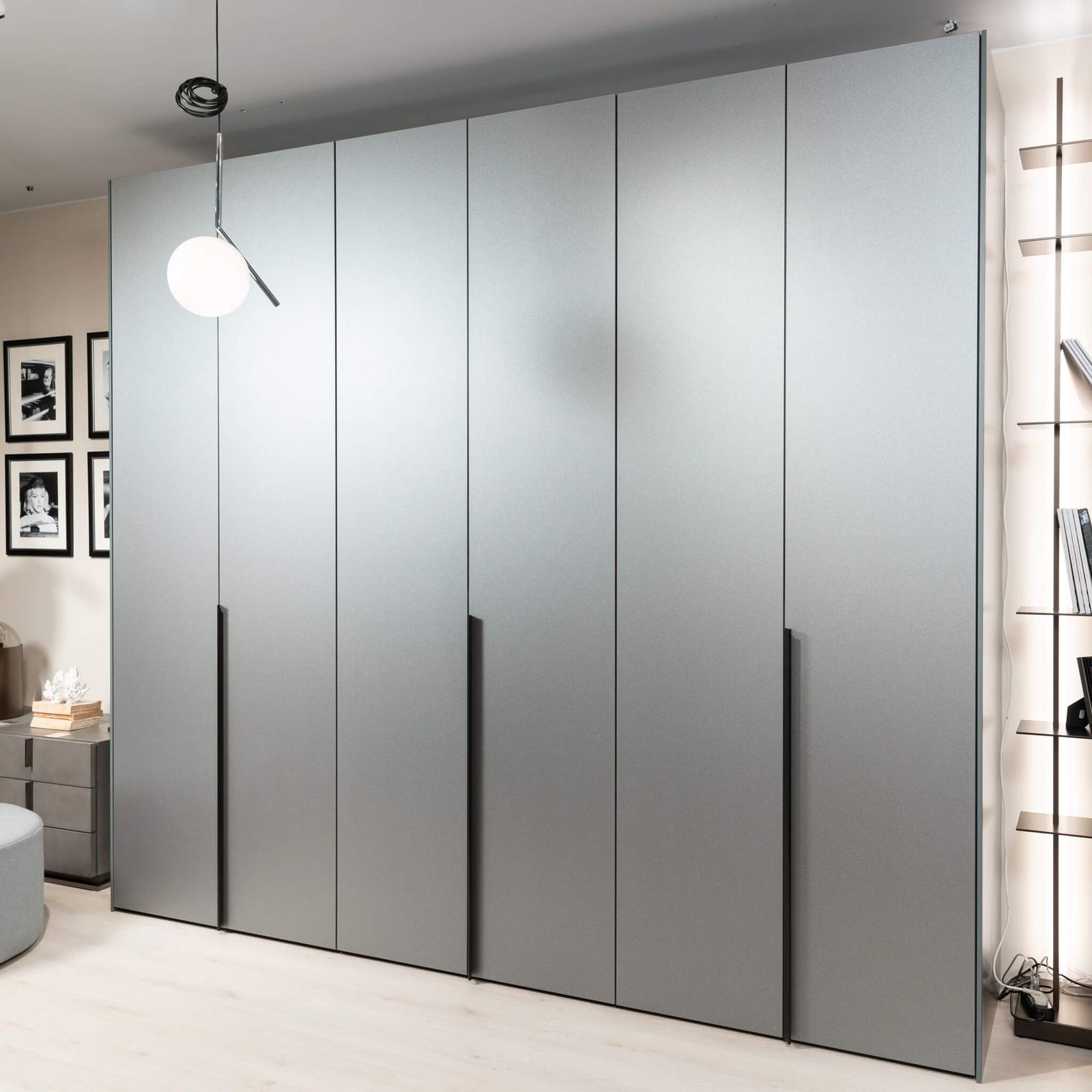 Flou Шкаф Saffiano 6-ти створчатый от Flou — в интерьере