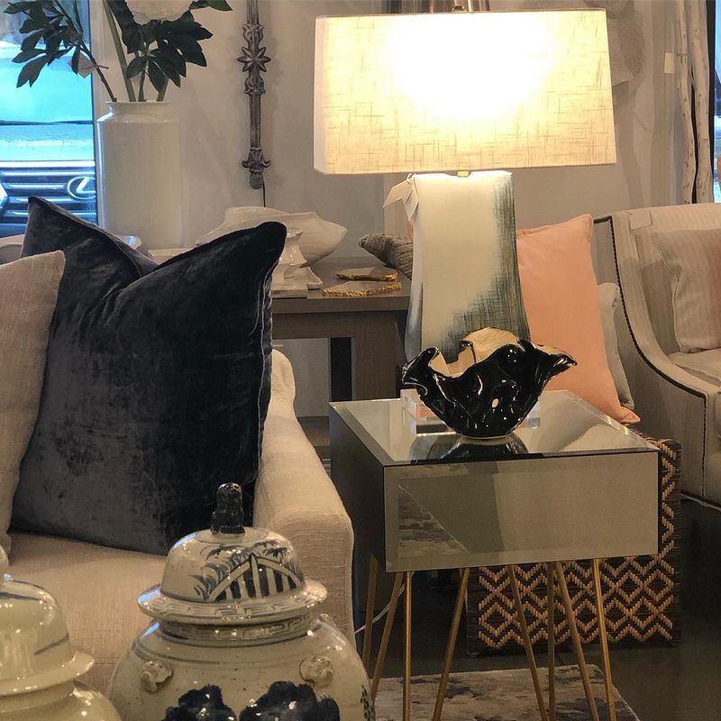 Arteriors Настольная лампа Page 11127-116 от Arteriors — в интерьере