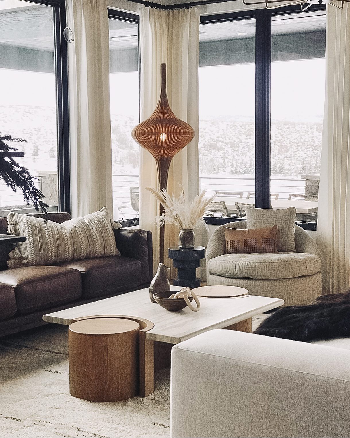 Arteriors Торшер Patrique 75003 от Arteriors — в интерьере