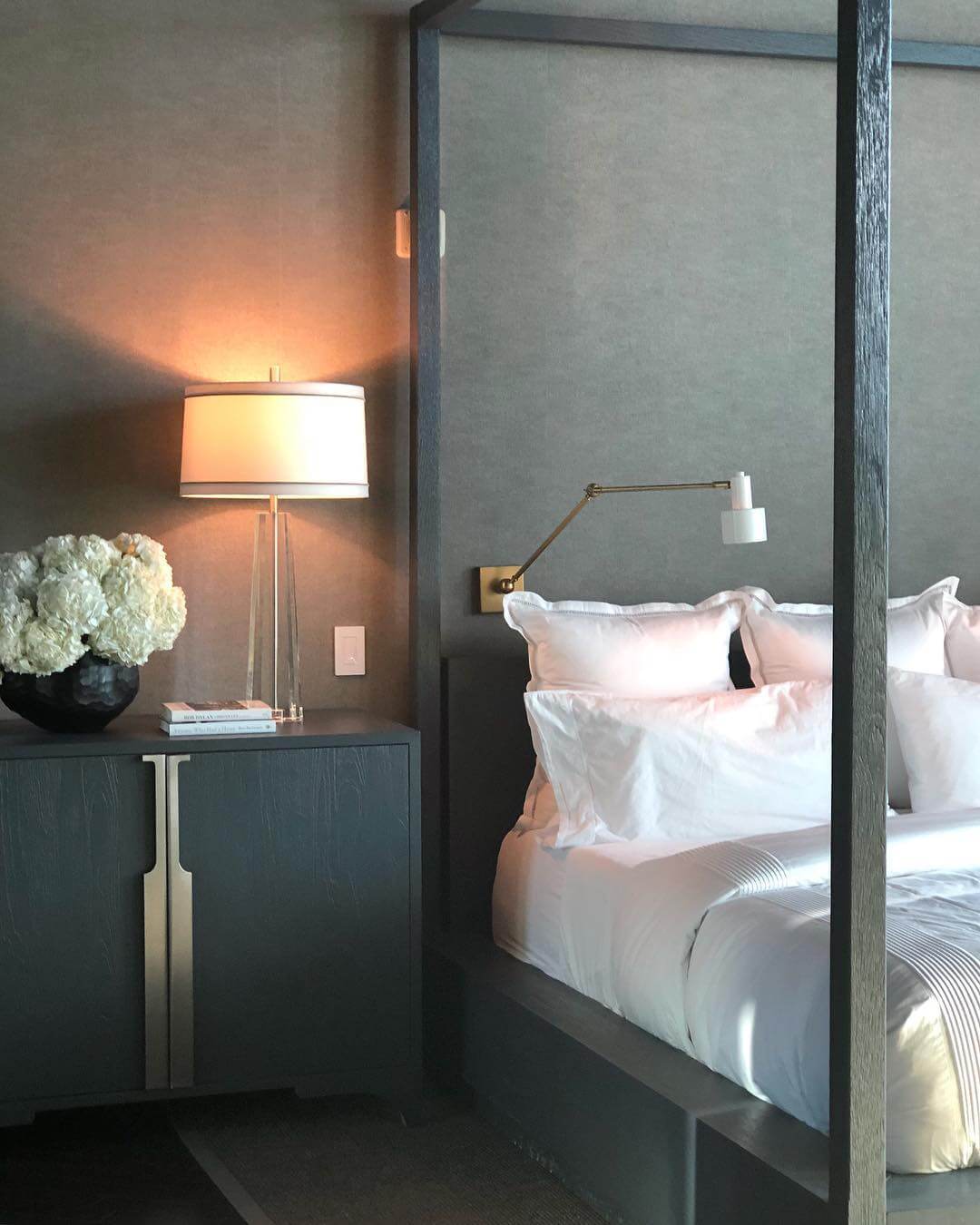 Arteriors Настольная лампа Grace 49072-532 от Arteriors — в интерьере