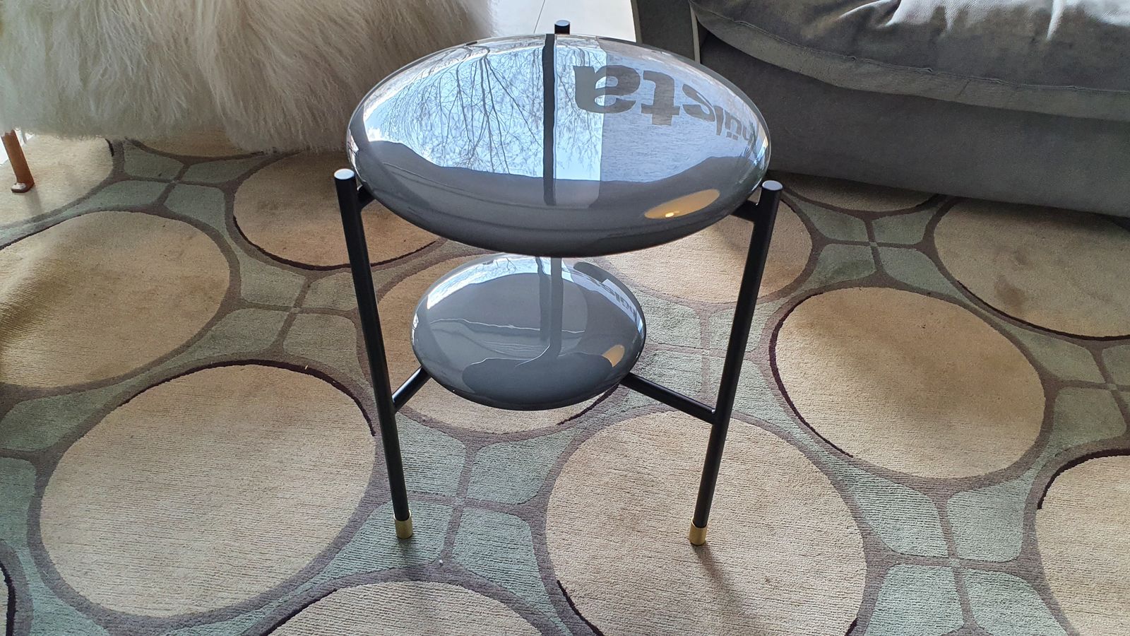 Meridiani Журнальный столик Adrian 35*35*h45 серый лак Elephant от Meridiani — в интерьере