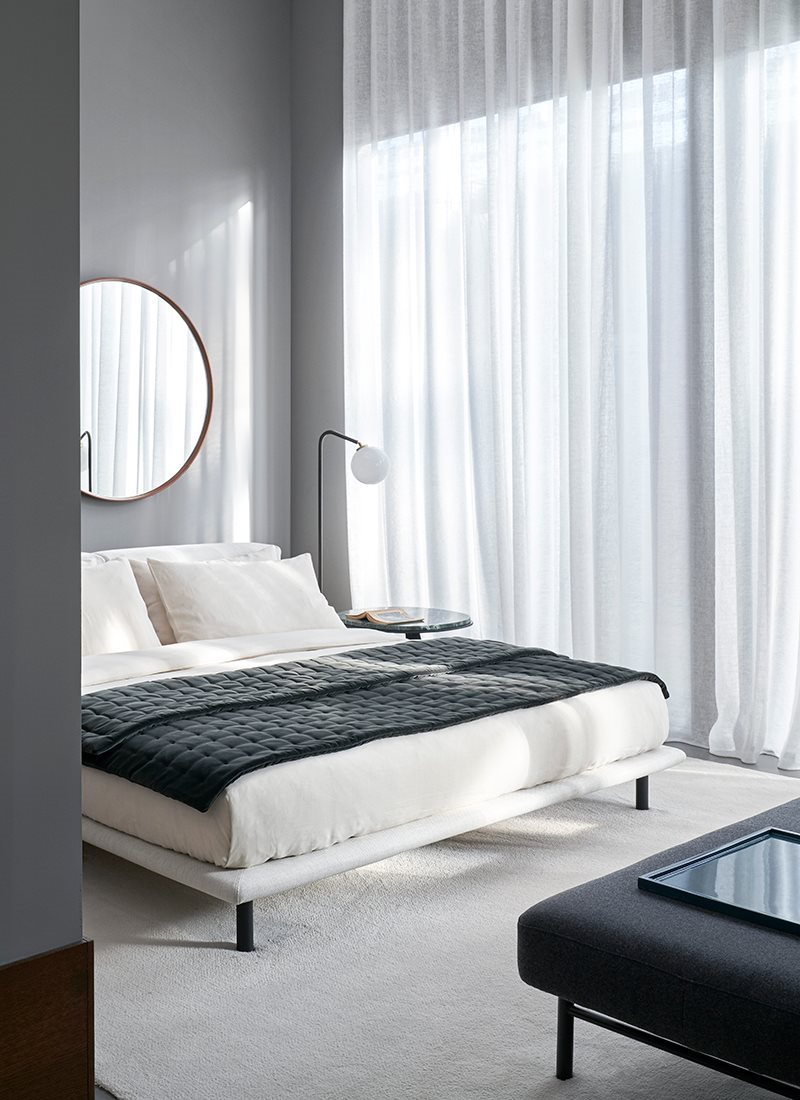 Meridiani Кровать Timothy от Meridiani — в интерьере