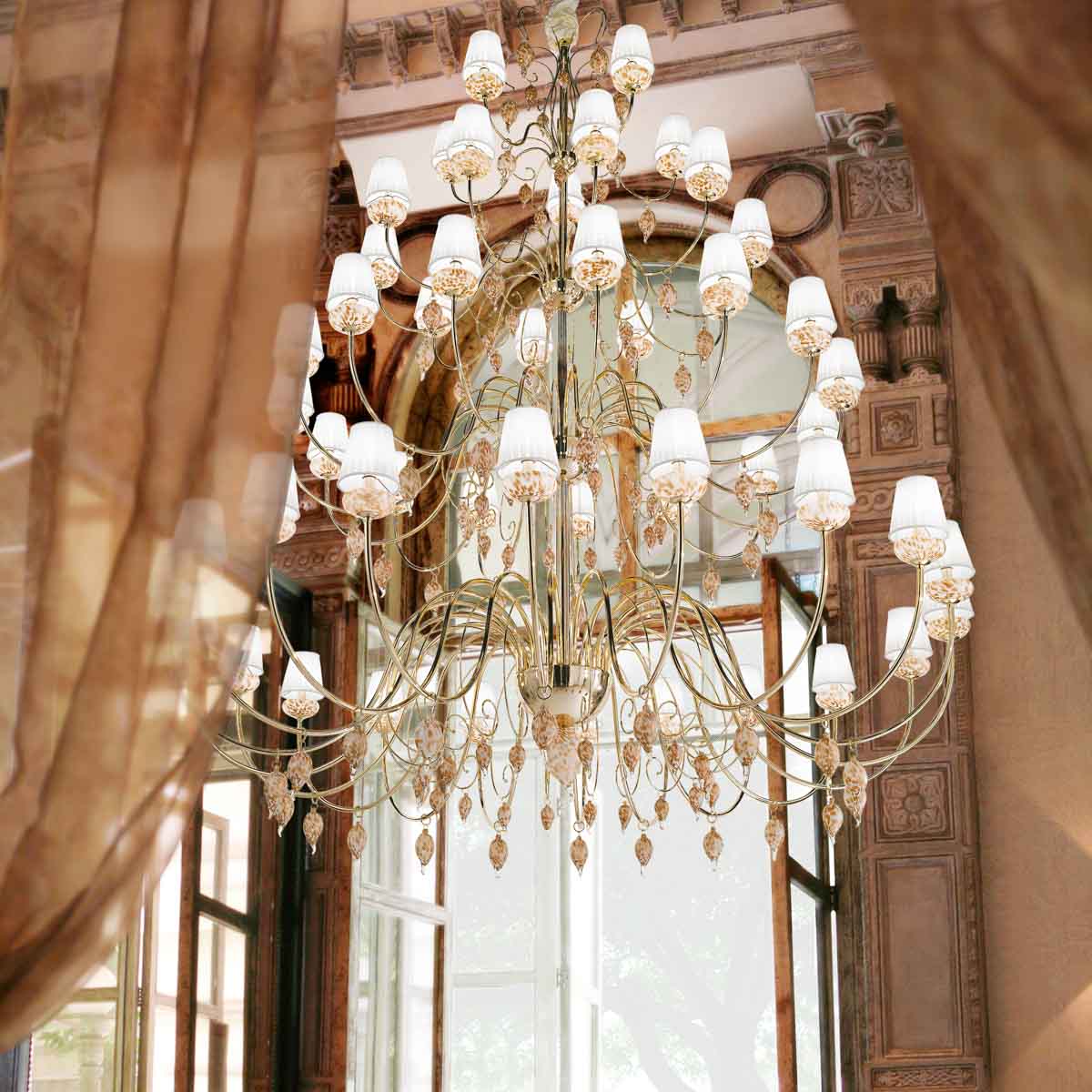 Italian Design Lighting (IDL) Люстра Royal от Italian Design Lighting (IDL) — в интерьере