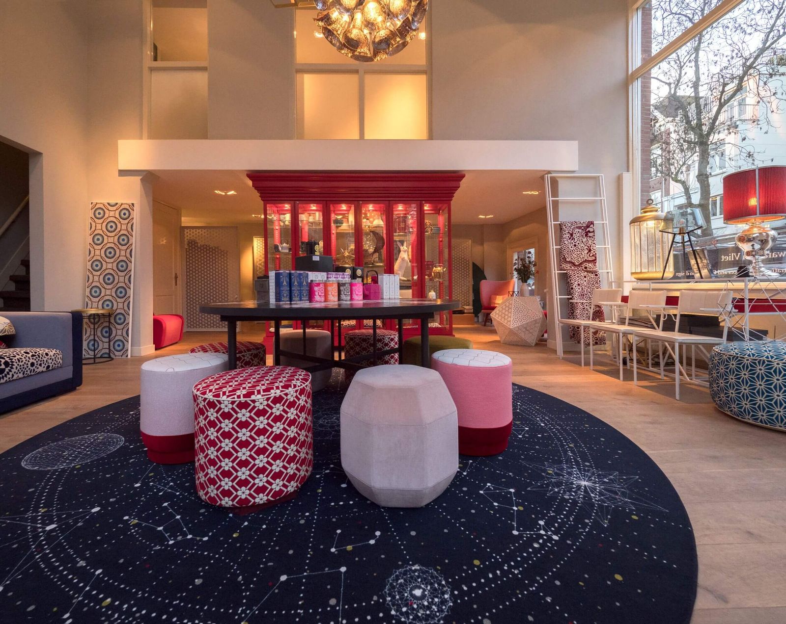 Moooi Подвесной светильник Chalice 24/48 Metallic Grey от Moooi — в интерьере