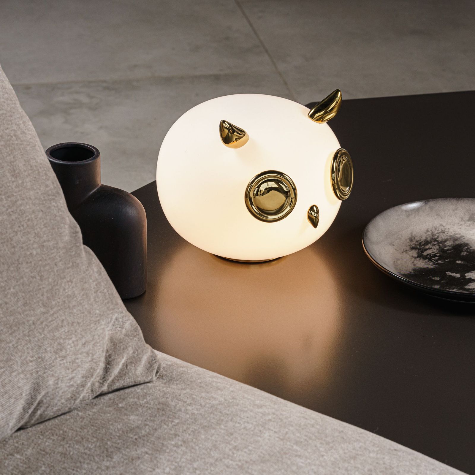 Moooi Настольная лампа Uhuh Pet от Moooi — в интерьере