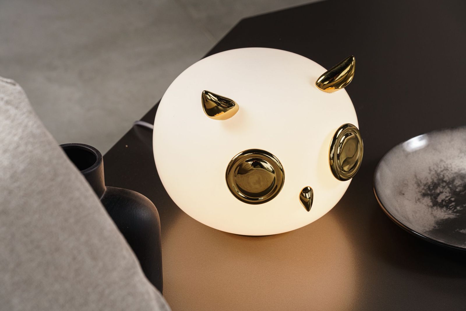 Moooi Настольная лампа Uhuh Pet от Moooi — в интерьере