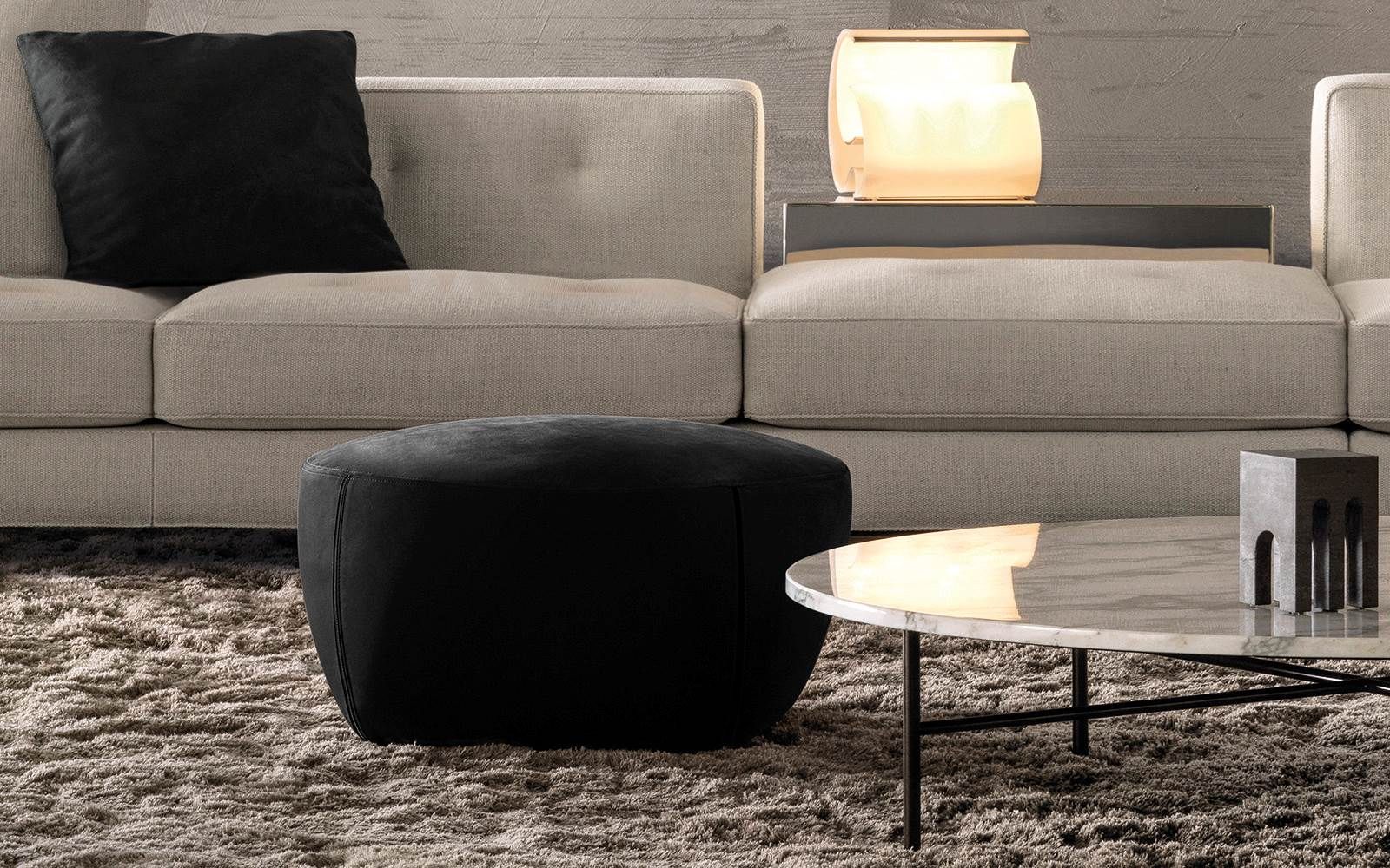 Minotti Пуф Capri Base от Minotti — в интерьере