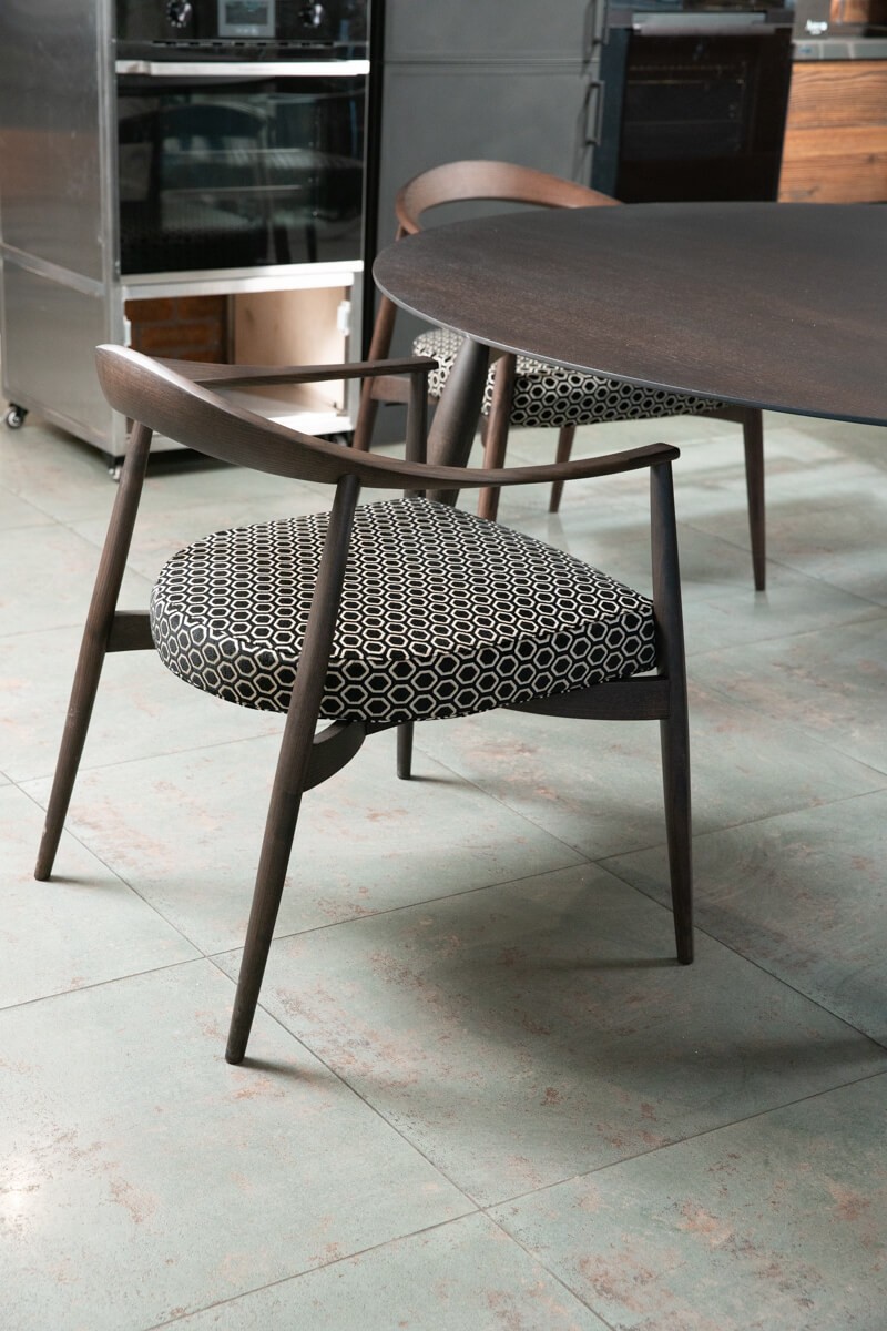 Flou Стул Tekton Coffee Brown Oak от Flou — в интерьере