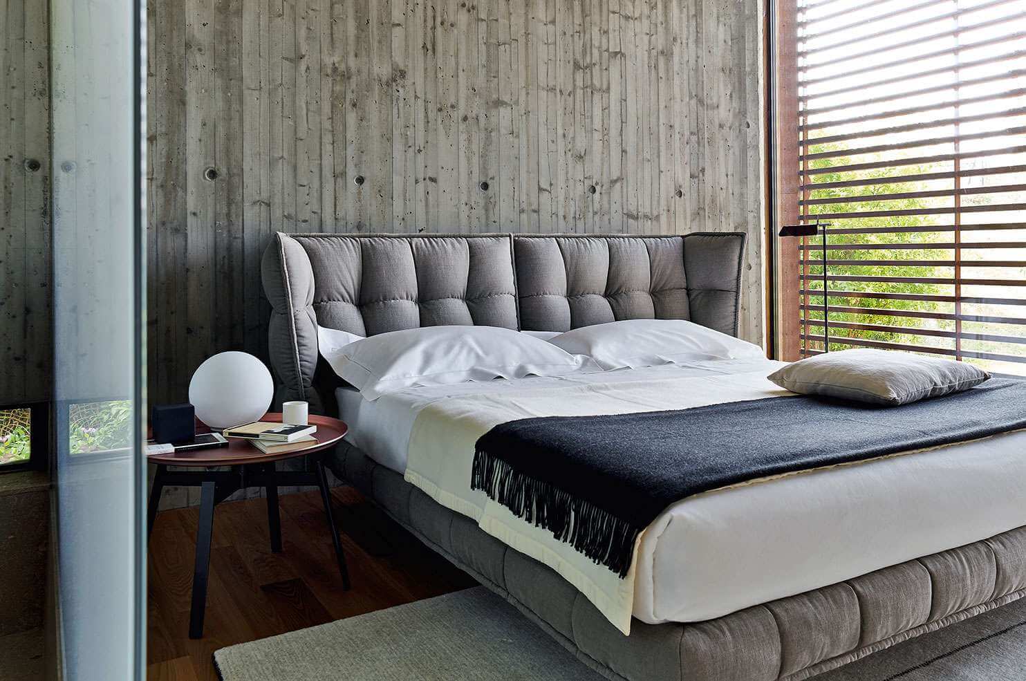 B&B Italia Кровать Husk от B&B Italia — в интерьере