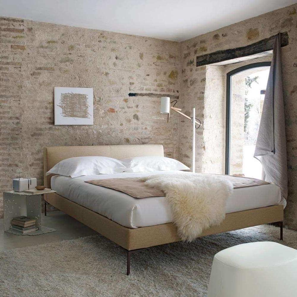 B&B Italia Кровать Charles от B&B Italia — в интерьере
