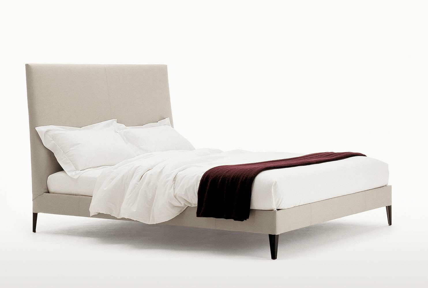 Maxalto Кровать Demetra от Maxalto — в интерьере