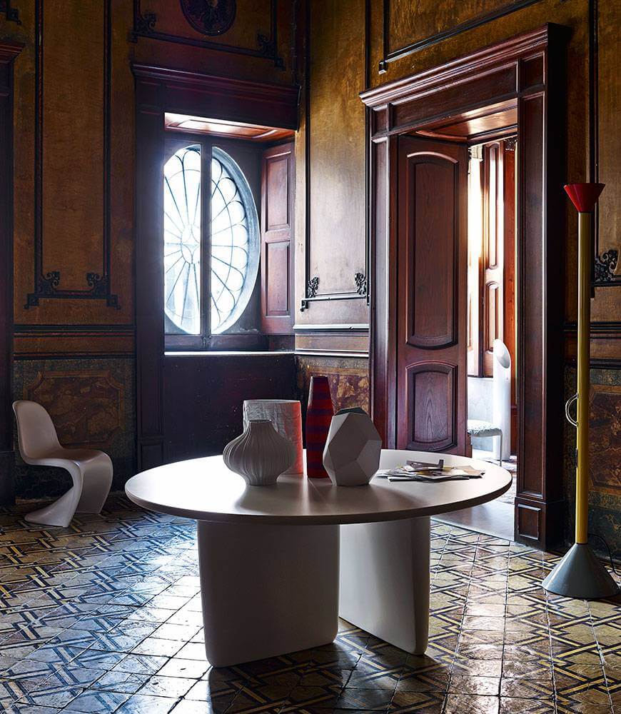 B&B Italia Стол Tobi-Ishi от B&B Italia — в интерьере