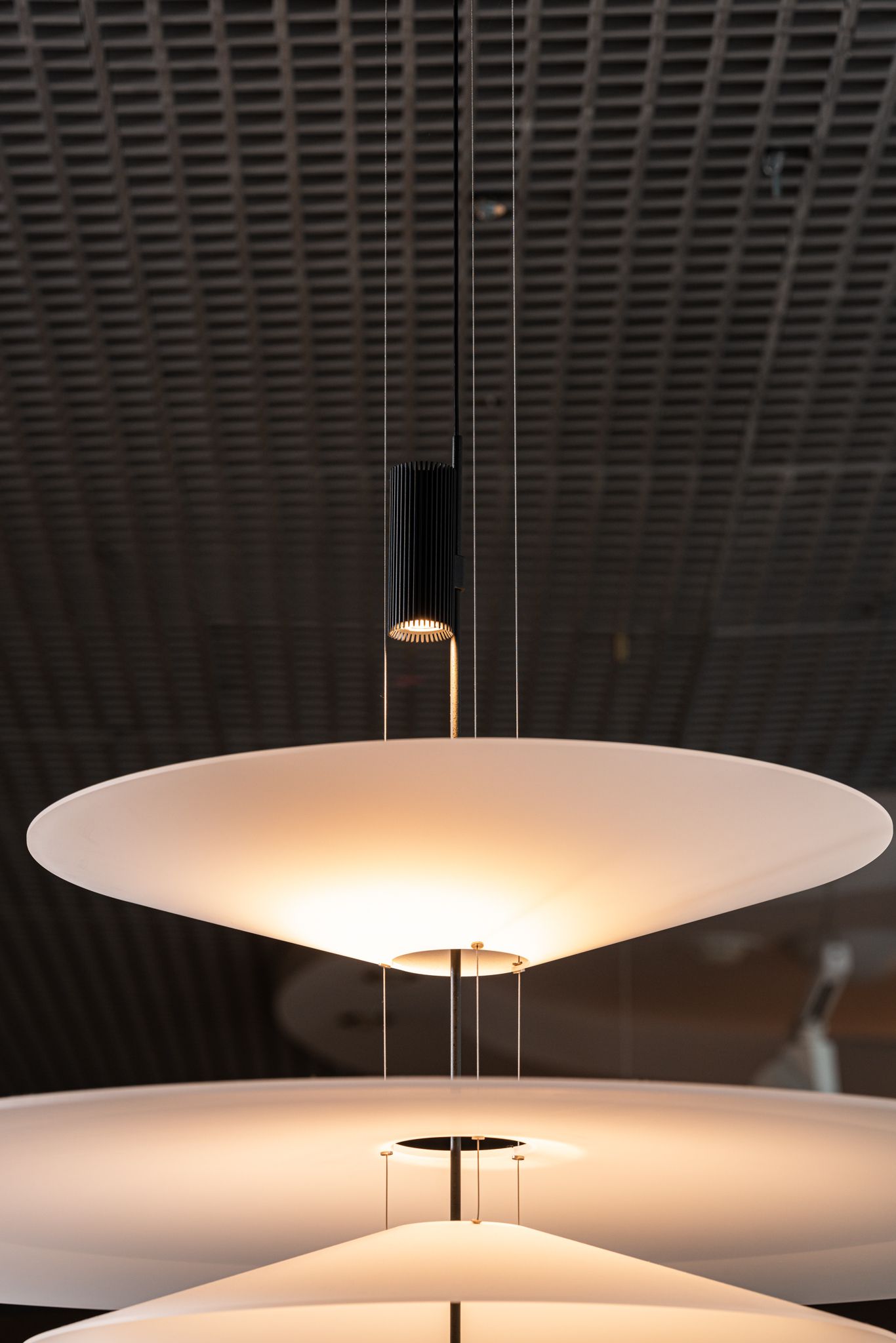 Vibia Люстра Flamingo 1530 Graphite от Vibia — в интерьере