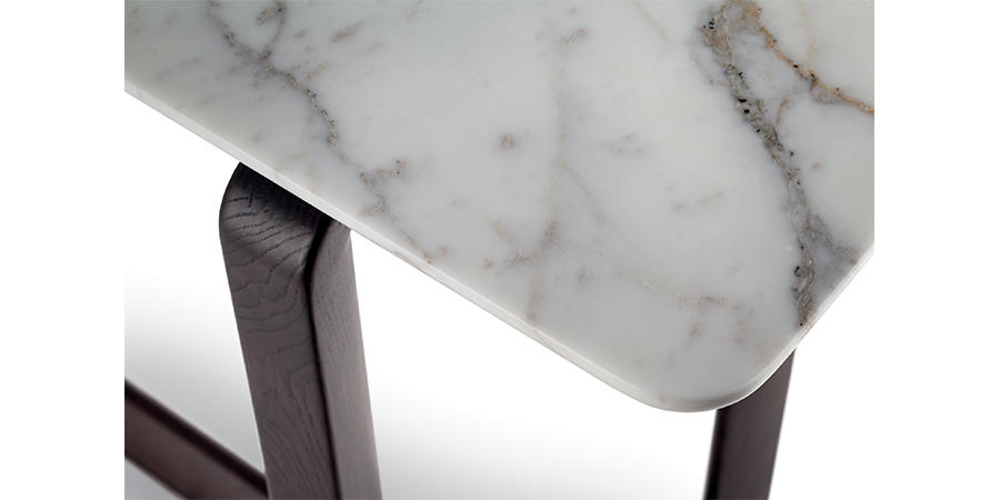 Poltrona Frau Консоль Fidelio Marble от Poltrona Frau — в интерьере