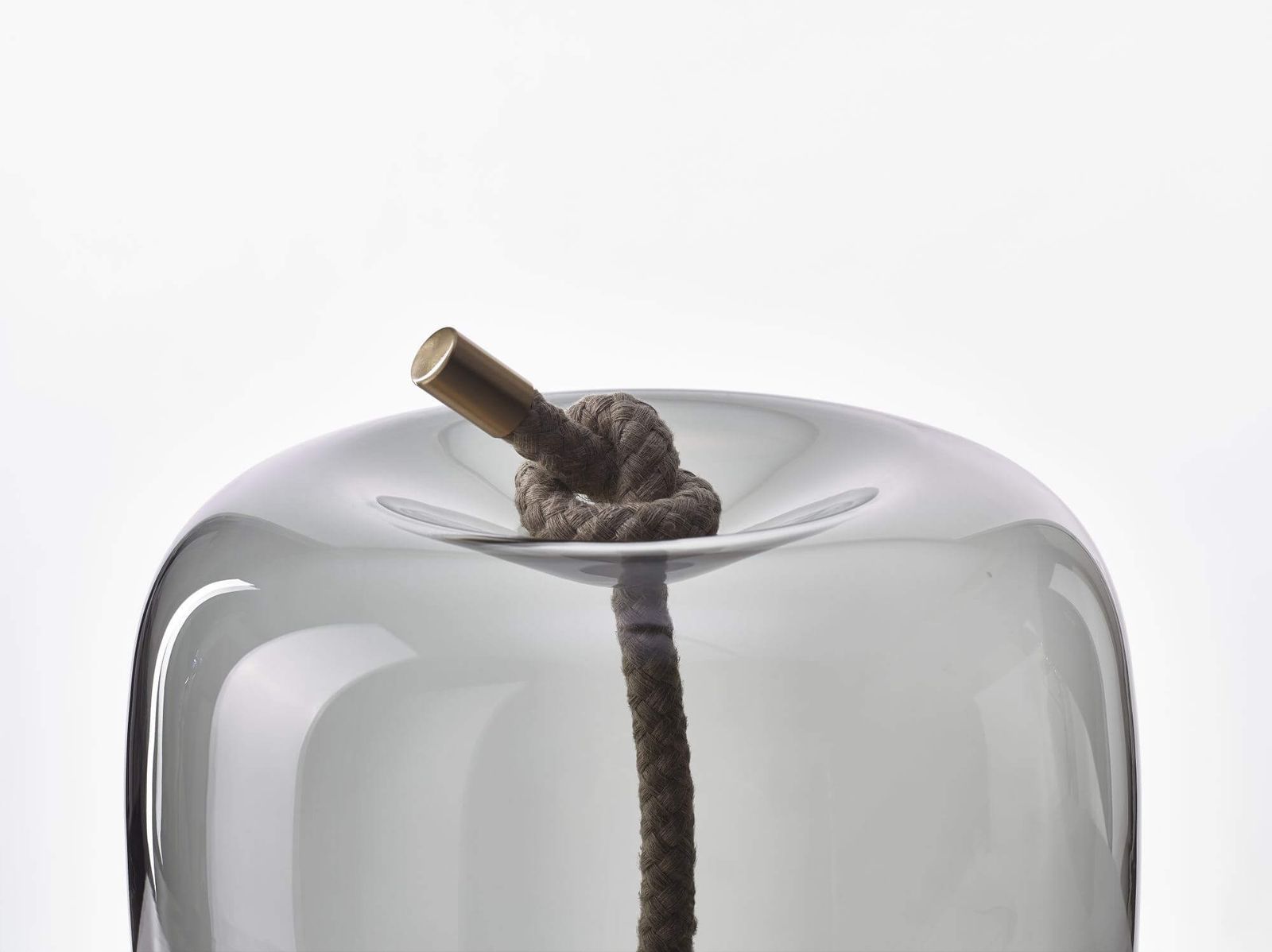 Brokis Настольная лампа Knot от Brokis — в интерьере