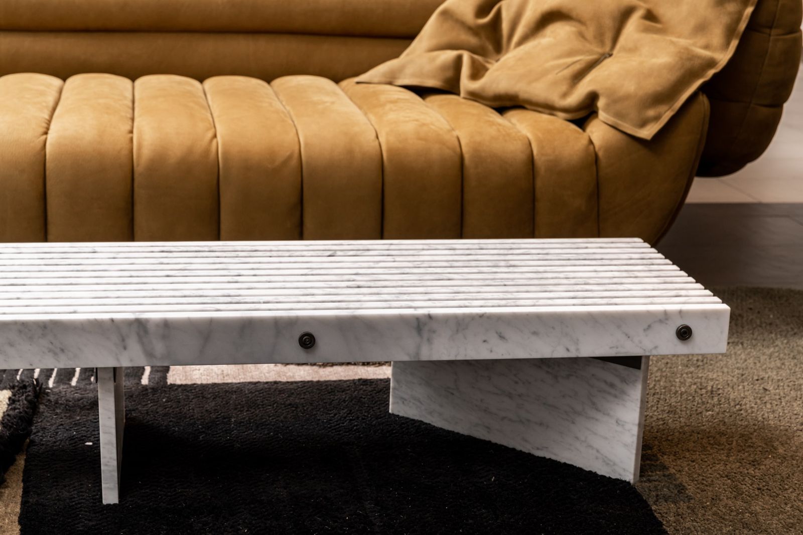 Baxter Журнальный столик Rail Matt Bianco Gioia от Baxter — в интерьере