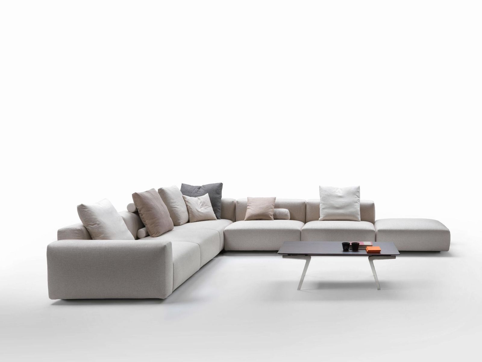 Flexform Модульный диван Lario от Flexform — в интерьере