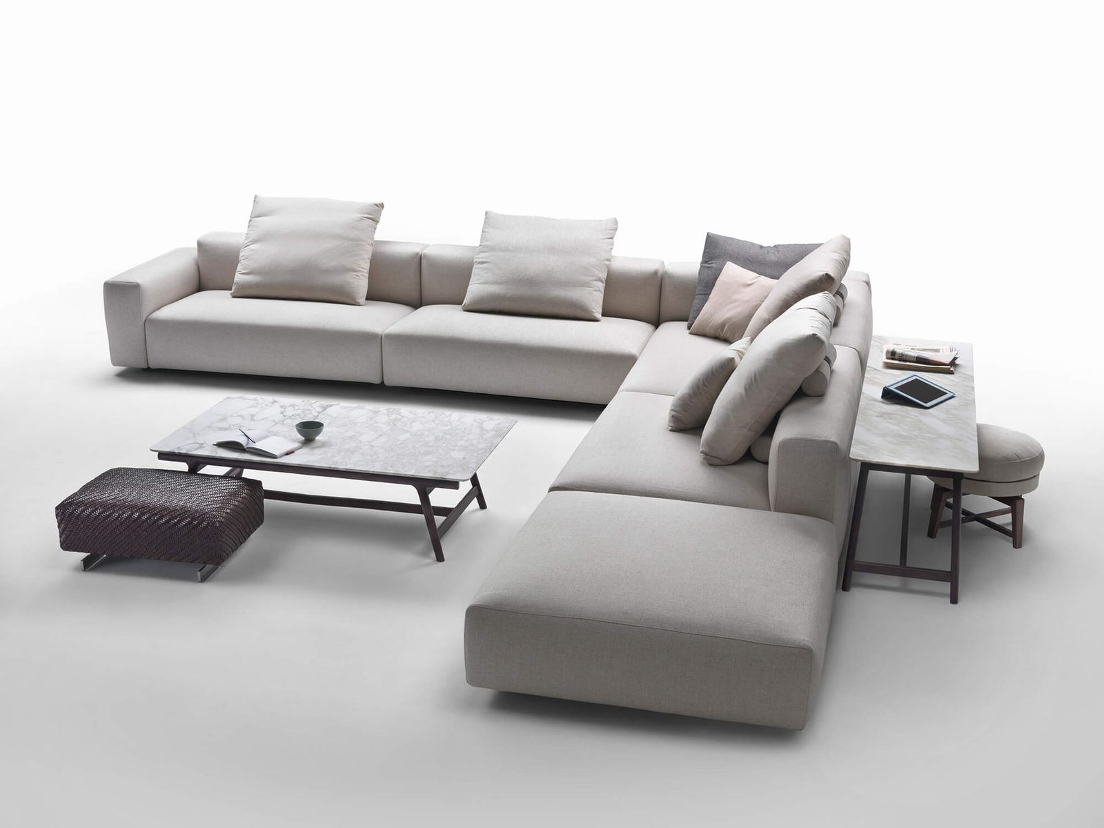 Flexform Модульный диван Lario от Flexform — в интерьере