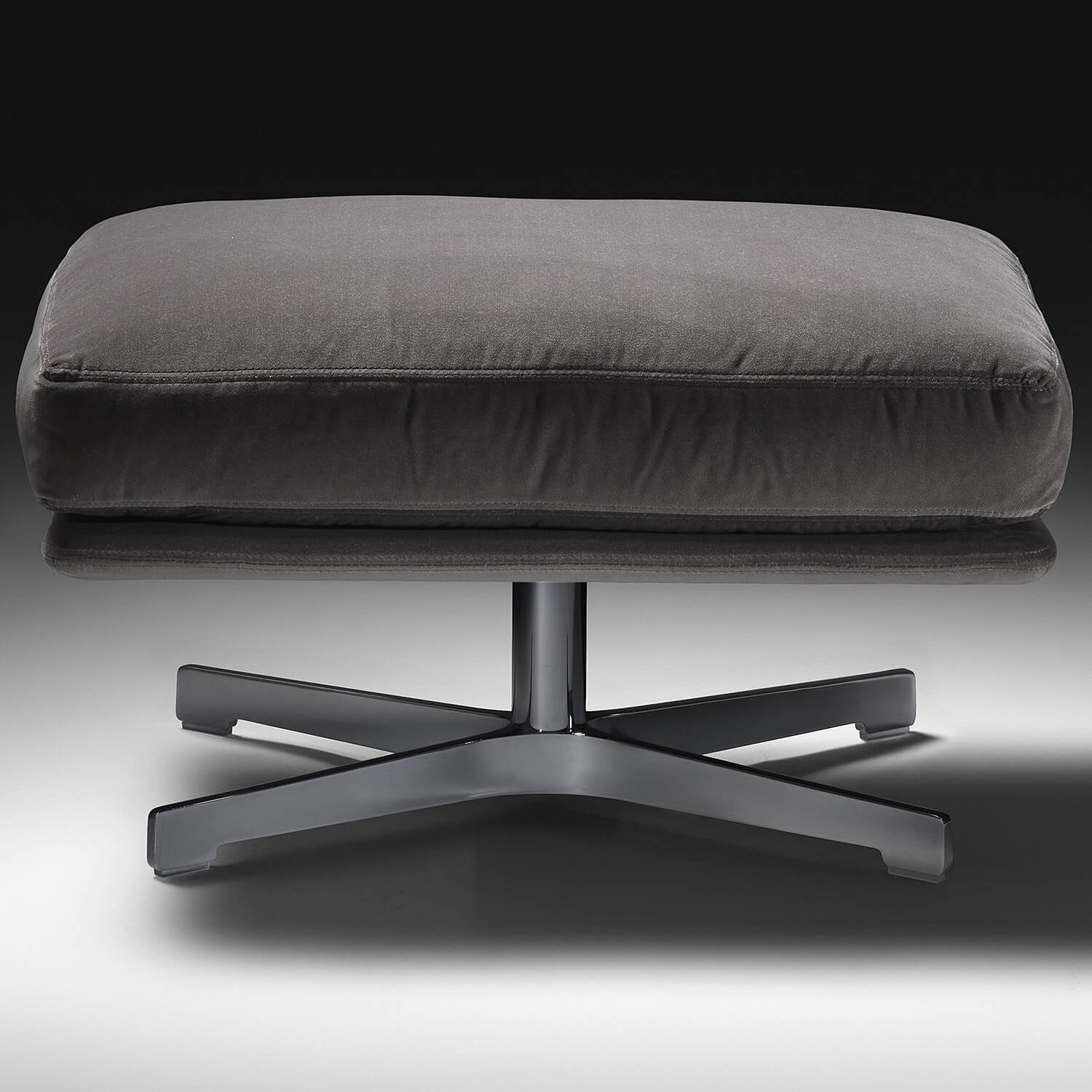 Flexform Пуф Boss от Flexform — в интерьере