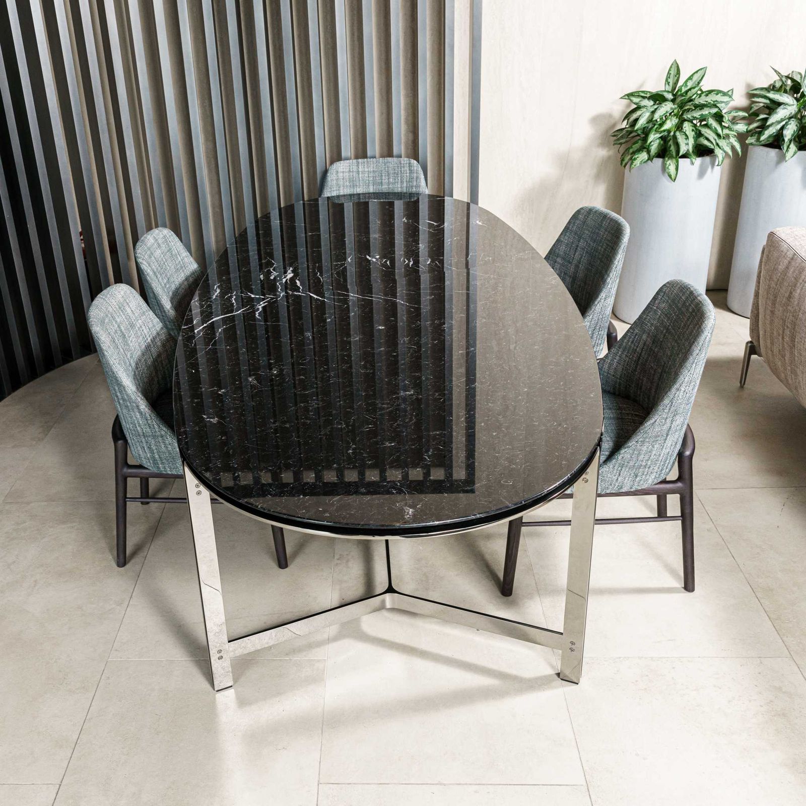 Flexform Стол Clarke от Flexform — в интерьере
