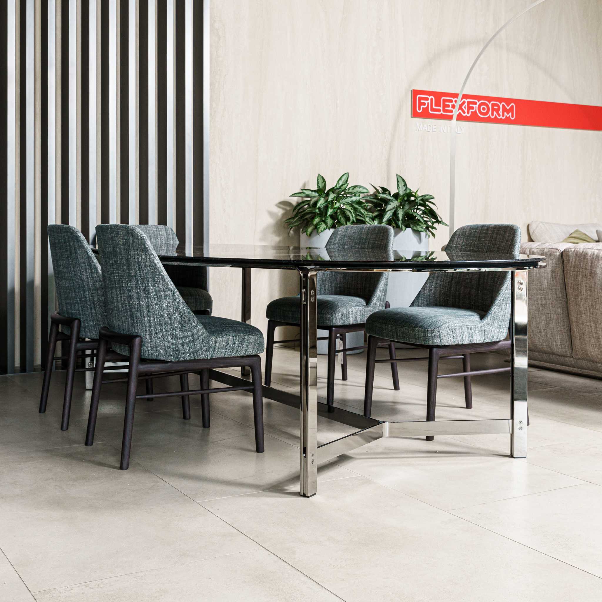 Flexform Стол Clarke от Flexform — в интерьере