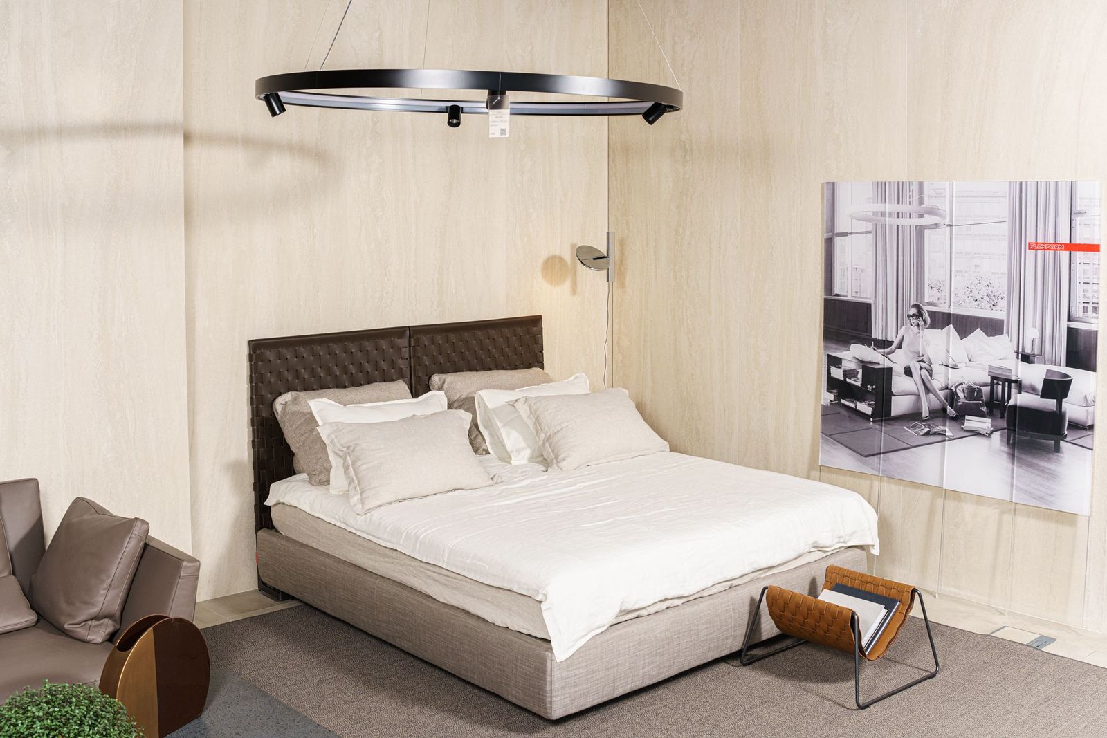 Flexform Кровать Cestone от Flexform — в интерьере