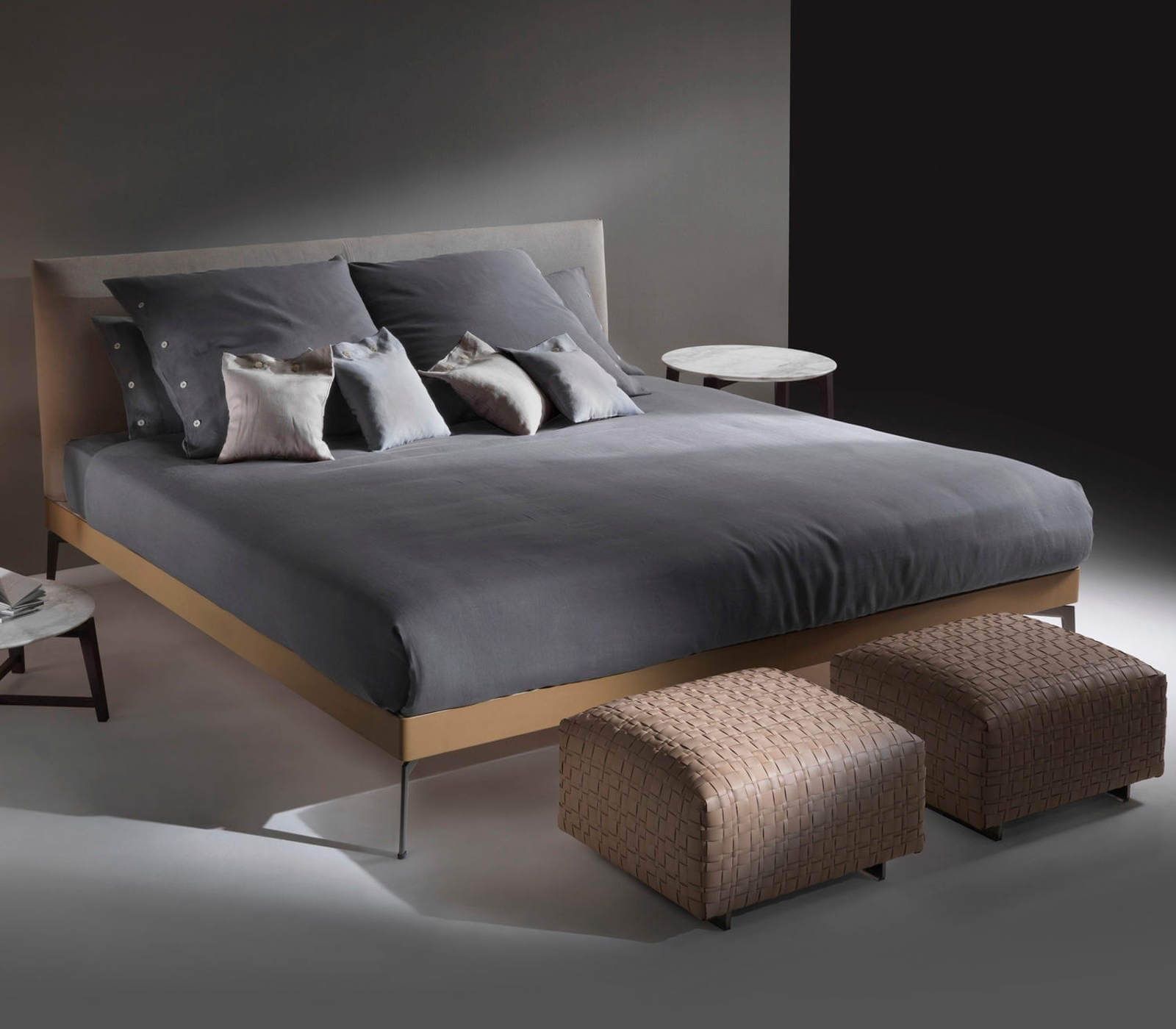 Flexform Кровать Feel Good от Flexform — в интерьере