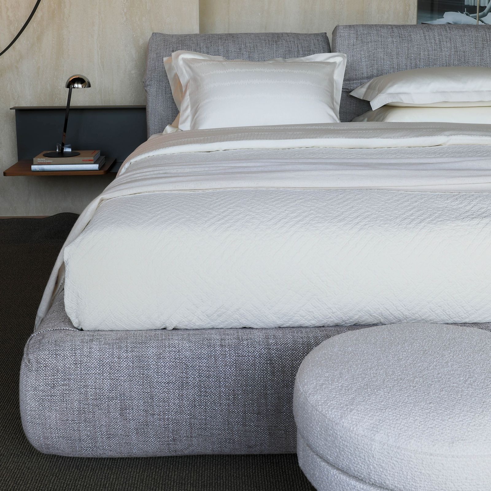 Flexform Кровать Newbridge от Flexform — в интерьере