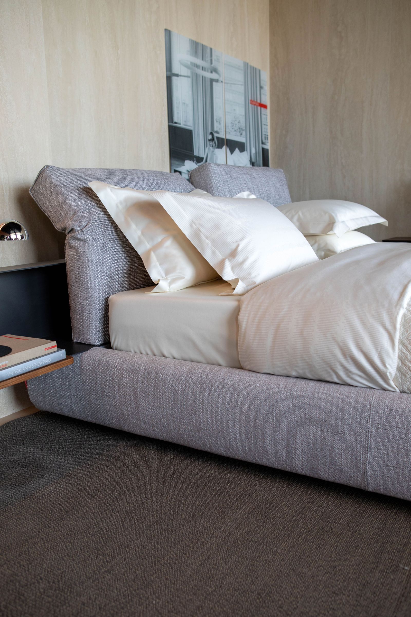 Flexform Кровать Newbridge от Flexform — в интерьере
