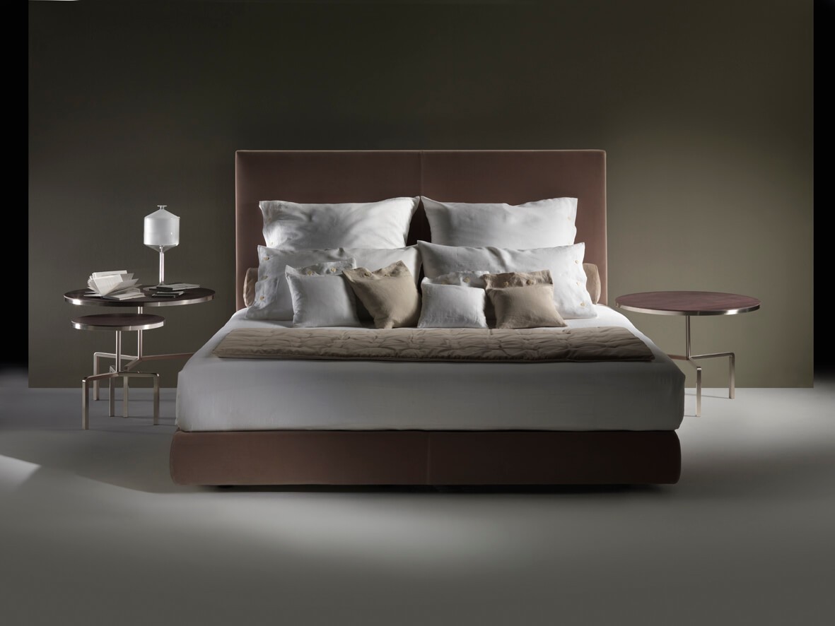 Flexform Кровать Oltre от Flexform — в интерьере
